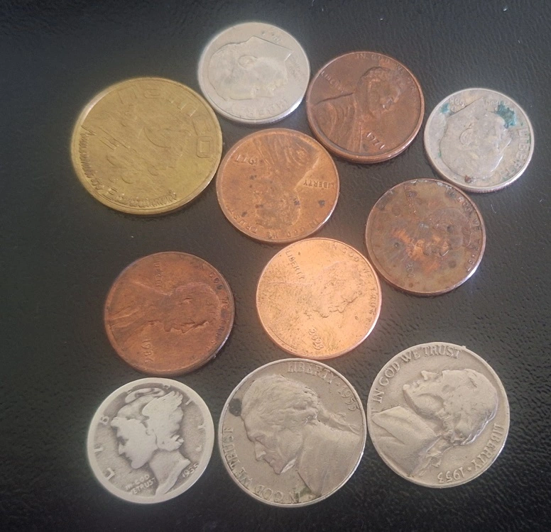 Coinstar-Finds!-Including-Bank-Counters-And-Other-Machines