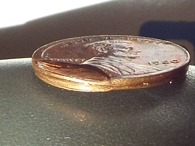 1980-Cent,-Partial-Collar-With-Broken-Die-Missing-Piece-Help-Me-With-This.