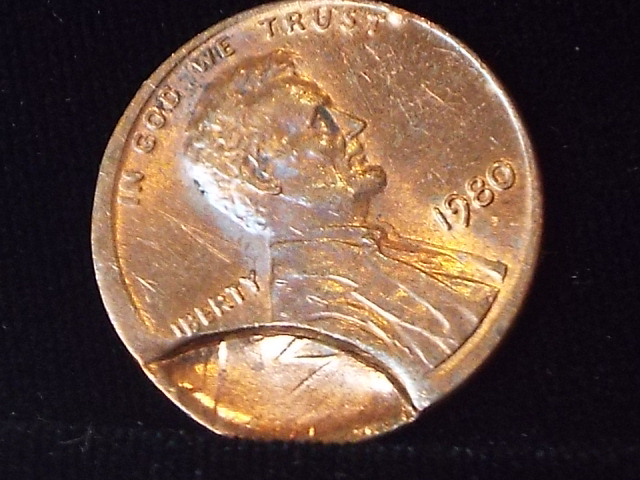 1980-Cent,-Partial-Collar-With-Broken-Die-Missing-Piece-Help-Me-With-This.