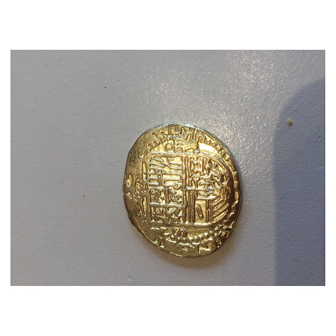 Can-Anyone-Identify-This-Coin-Please?-Id:-Repro-Of-Spanish-Colonial-Gold-8-Escudos