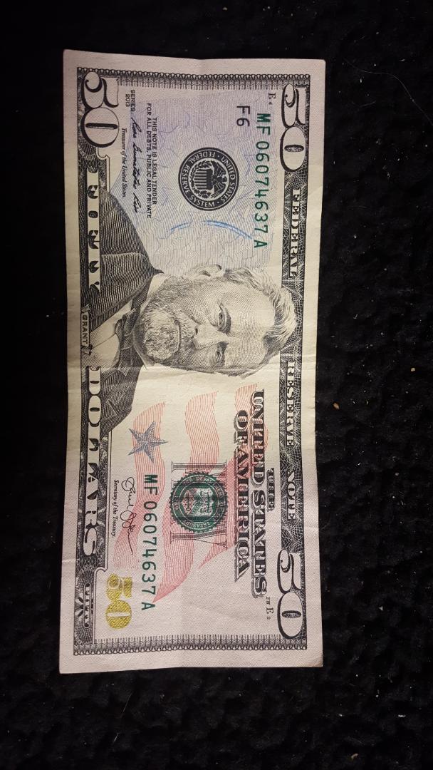 $50-With-Possible-Ink-Error-&-$1-With-Uneven-Serial-Number