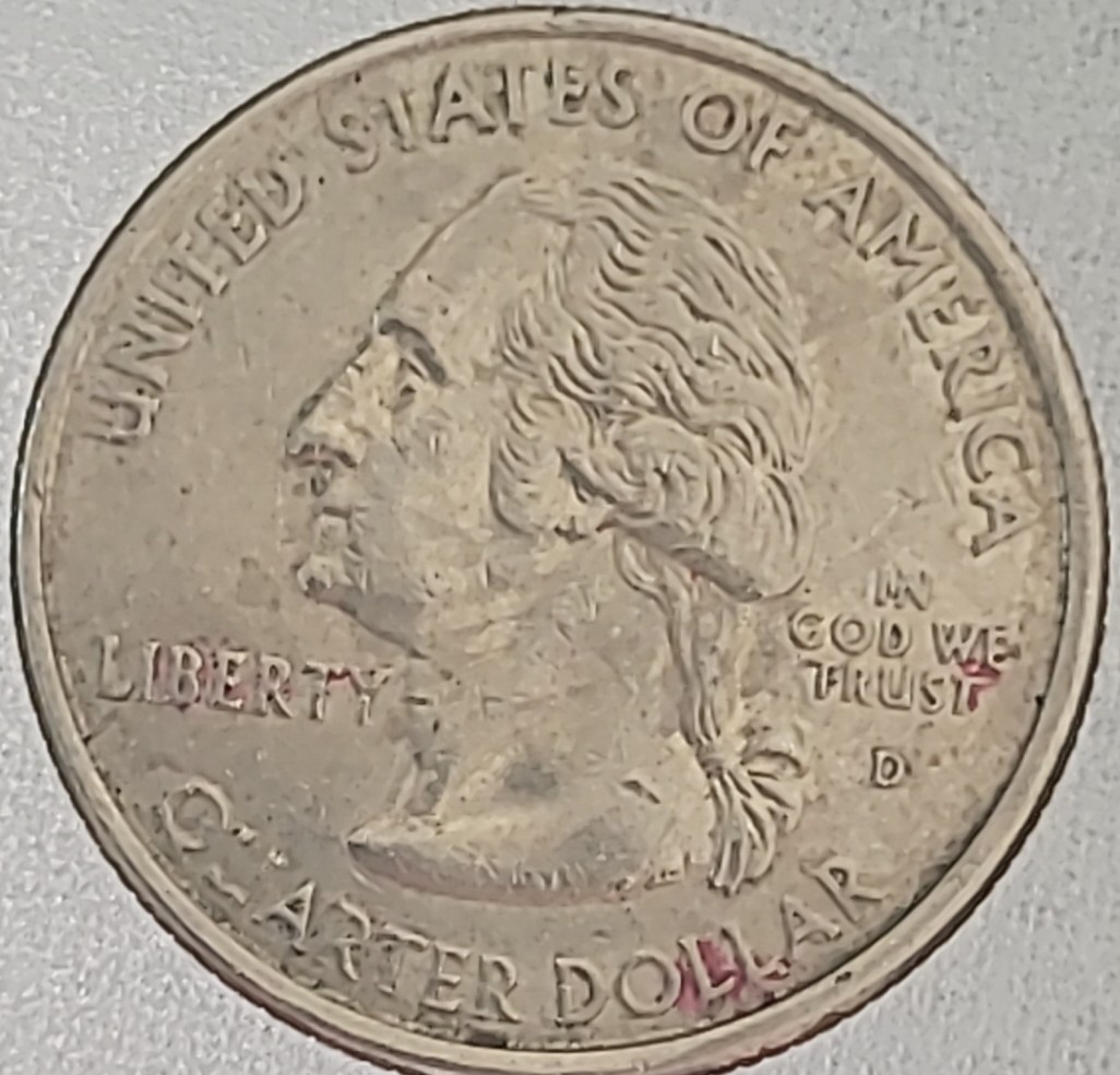 2000-Quarter-With-A-Die-Or-A-Chip