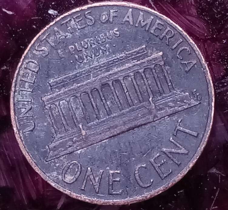 1973-P-1cent.-Is-This-A-Plate-Defect?-This-Coin-Is-Also-Toned-Dark