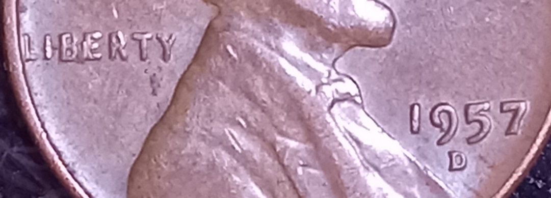 1957-D-1-Cent.-Is-This-Coin-A-BIE-Variety?-Does-This-Coin-Have-A-Die-Chip?