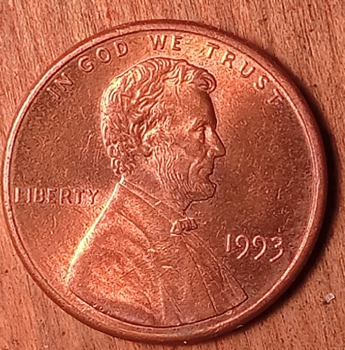 1993-P-1-Cent.-Does-It-Have-A-Die-Crack-On-The-Reverse,-At-2:30?