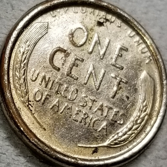 1953-Wheat-Penny-Error-Or-Misstrike?