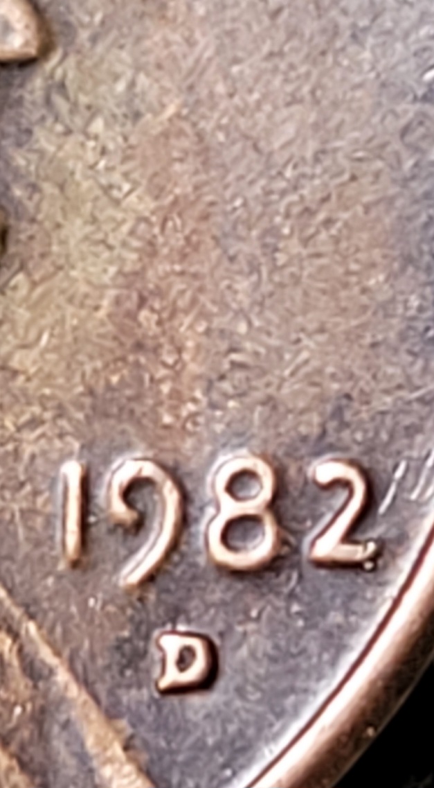 1982-D-Lincoln-Memorial-Cent-Redundant-Question-Small-Date?