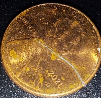 2021-D-Lincoln-Cent-With-Wire-Stuck-In-It