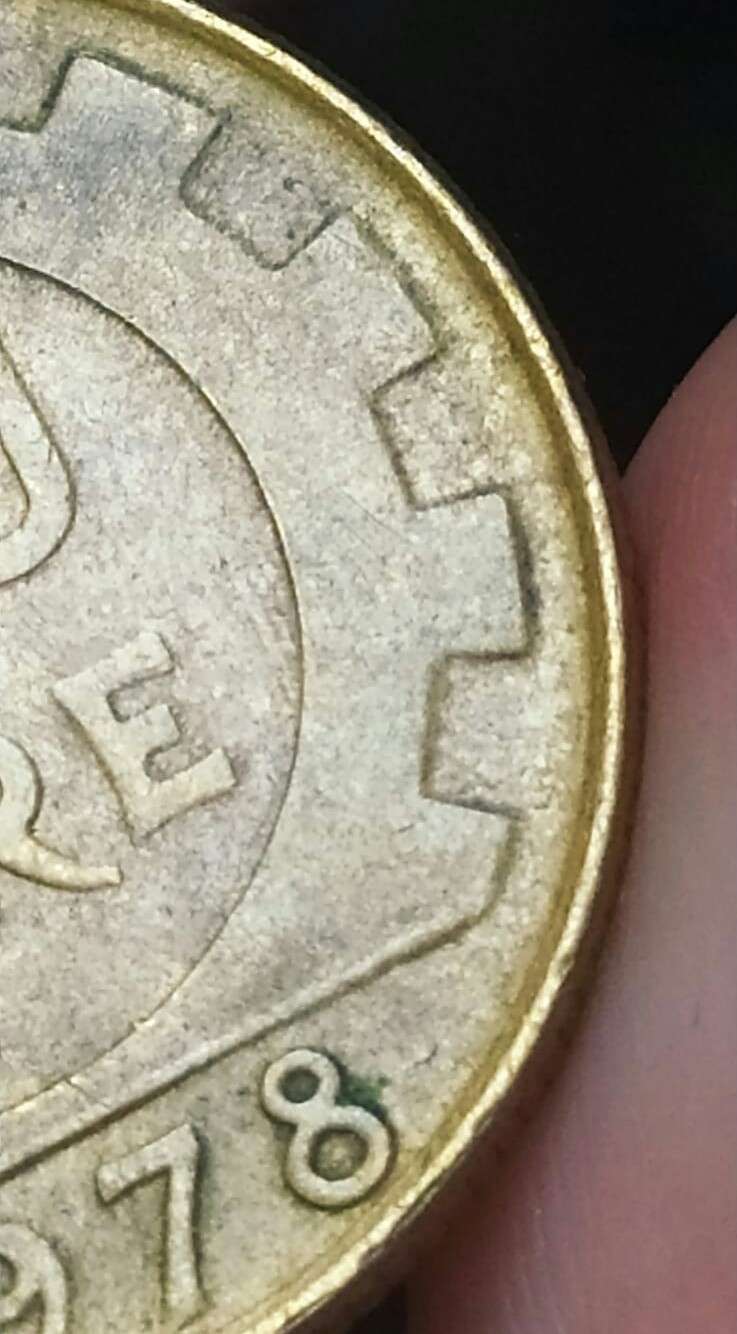 Half-Moon-200-Lira-1978-Coin