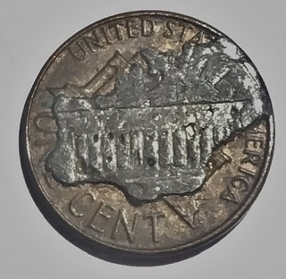 1978-D-Licoln-Cent-With-Metal-On-Reverse-MeDime?--Mint-Error?-Or-Damage