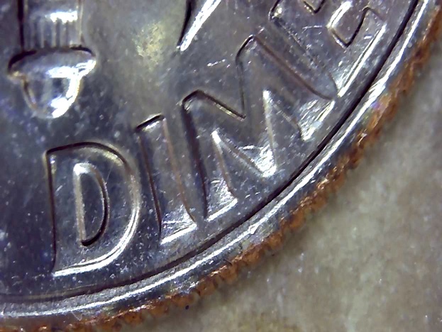 2001-D-Roosevelt-Dime-With-Possible-Collar-Clash?-?