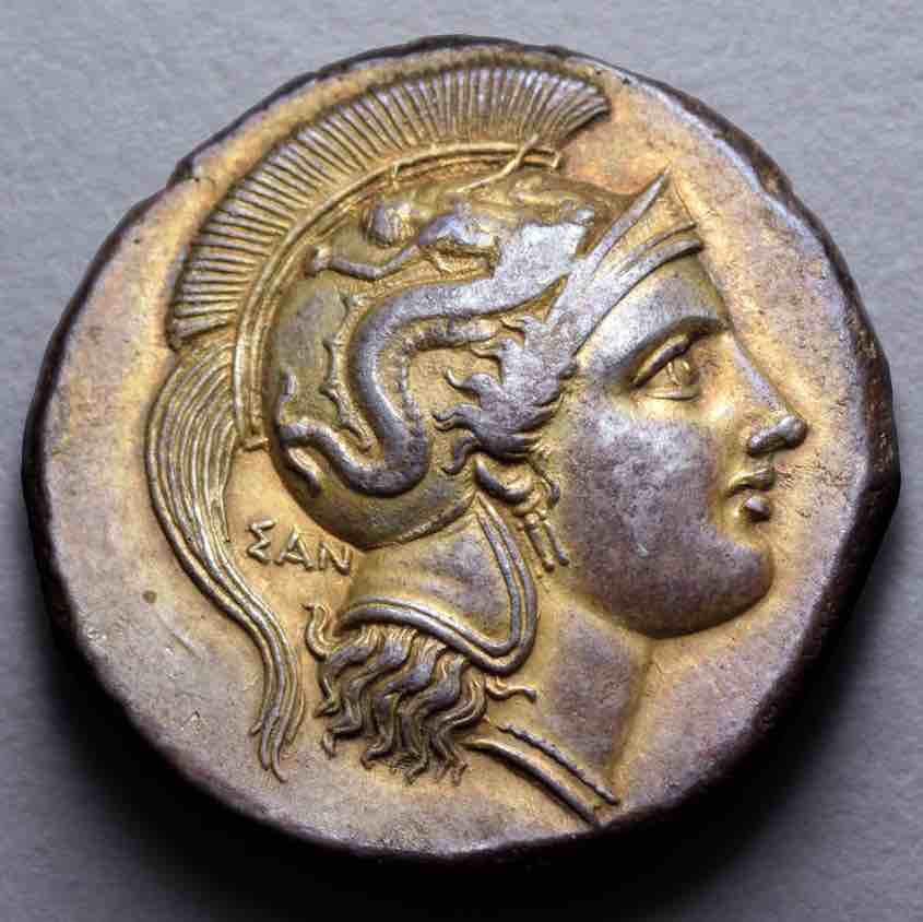 Goldish-Patina-:-Do-You-Have-An-Explanation?
