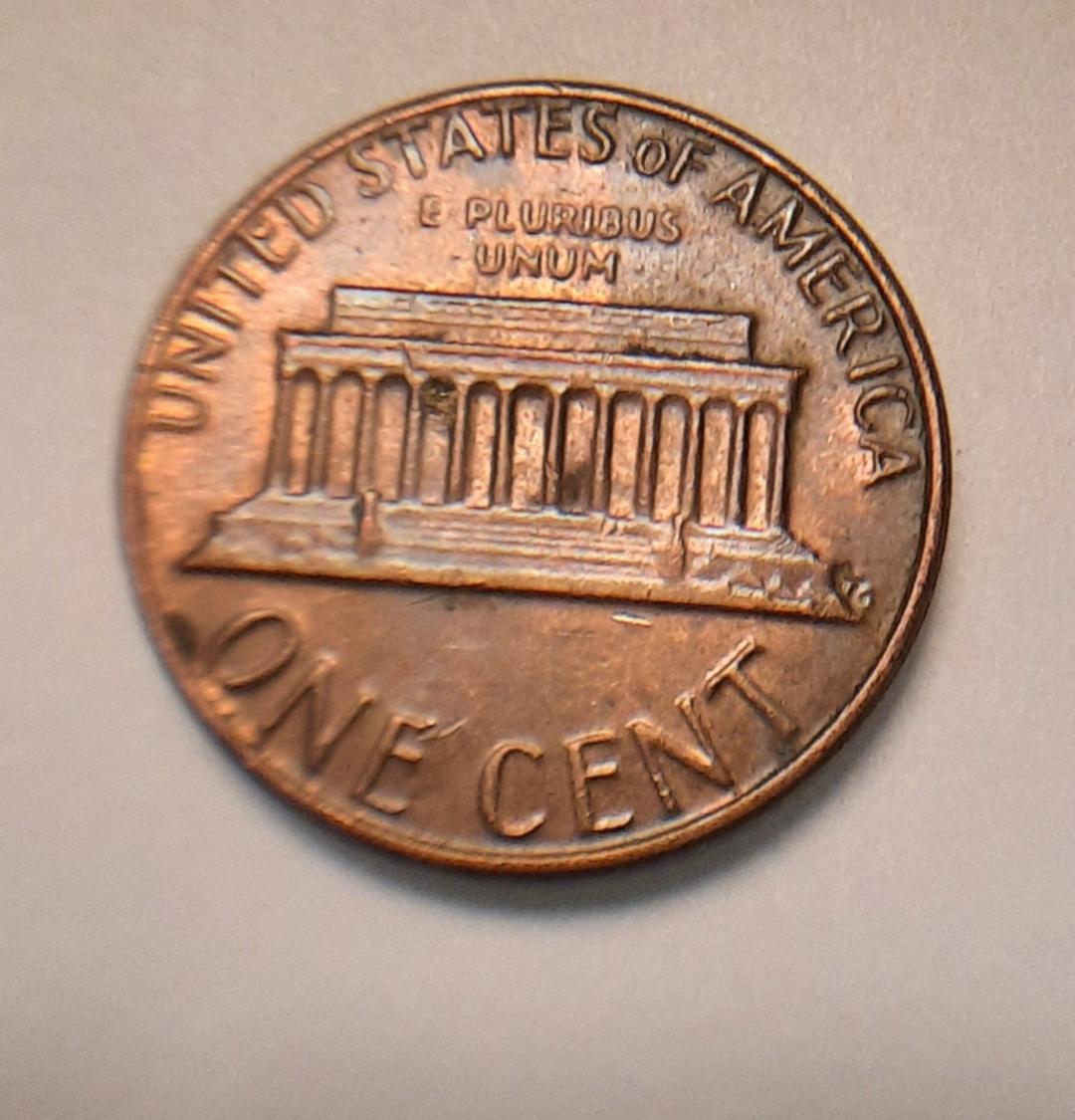 1982-Copper.-DD?-Looks-Like-A-Couple-Errors.