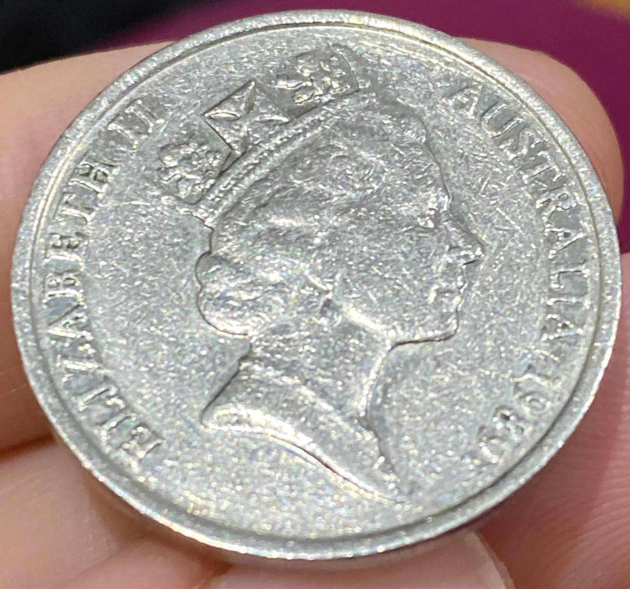 1989-10c-Coin-Edge-Is-Completely-Smooth!