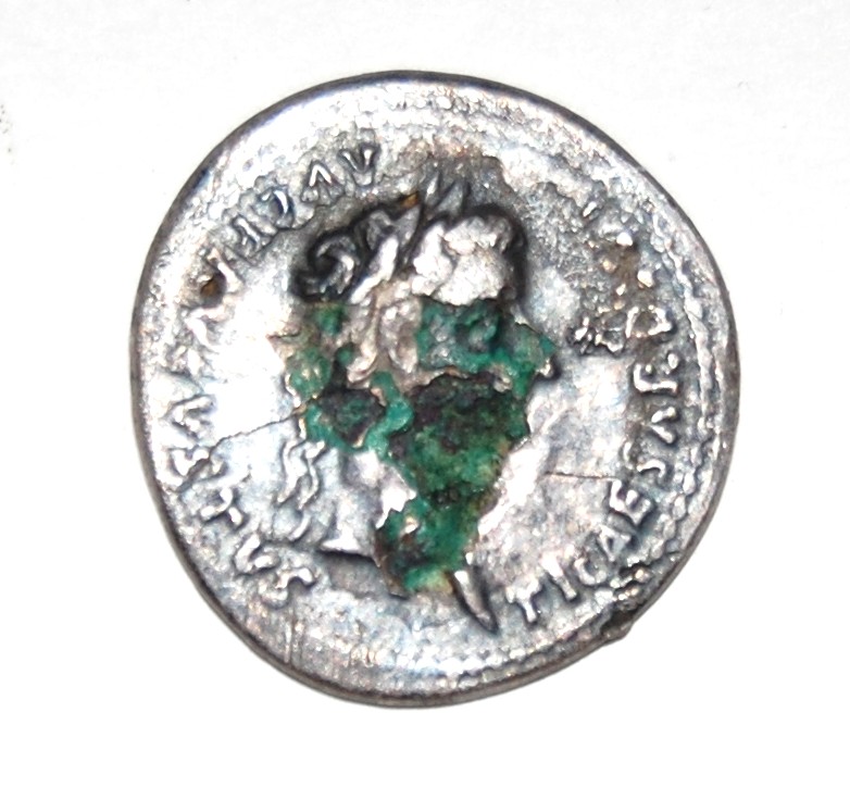 Fourree-Denarius-With-A-Bronze-Core.-Tiberius-Ad-14-37