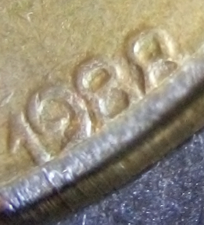 1988-L.500-Coin.-I-Have-No-Idea-What-This-Is,-Any-Thoughts?