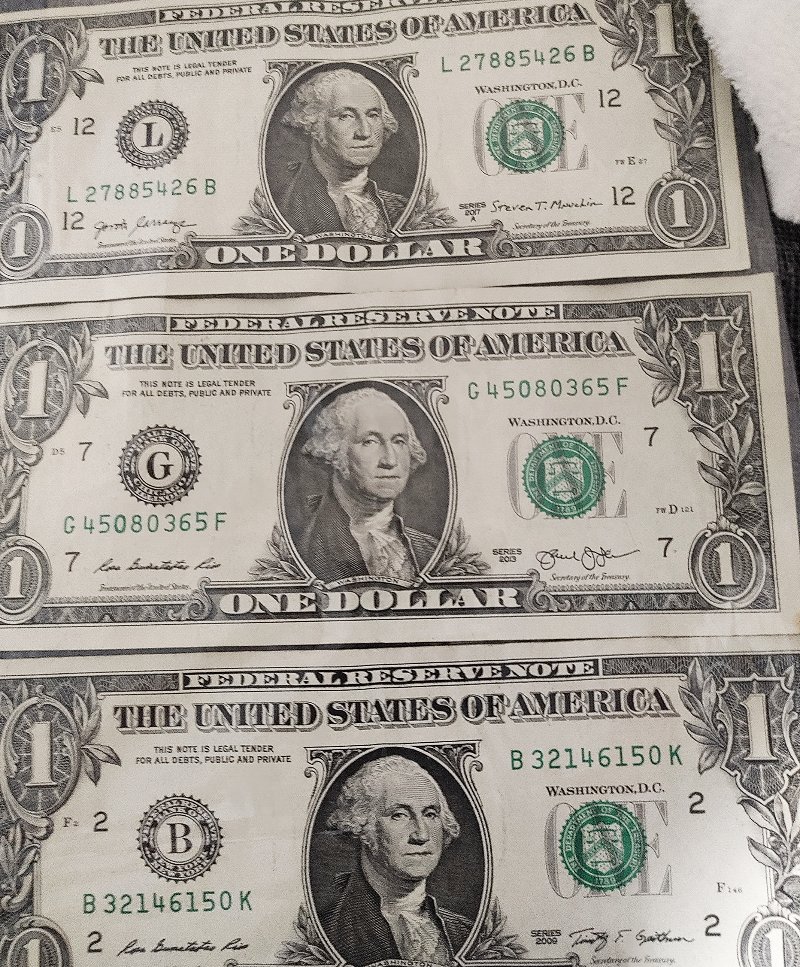 Help-Educate-Me-On-This-2013-$1-Bill,-Possible-Error!