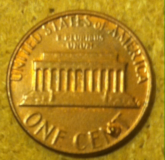 1981-Lincoln-Cent-Mint-Error-I-Believe.-Help-Identifying-Please