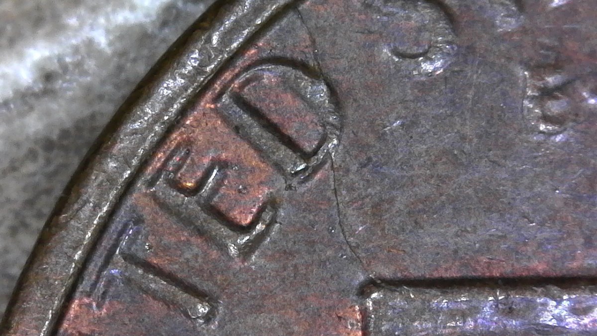 1982-Lincoln-Cracked-Die-REV-And-OH-So-Lightly-Off-Center