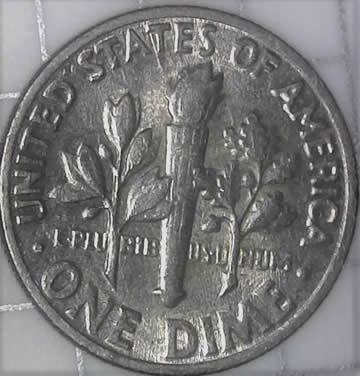 1967-Dime-With-Something-Like-An-Error-To-Me-A-Newbie..anyone-Helps