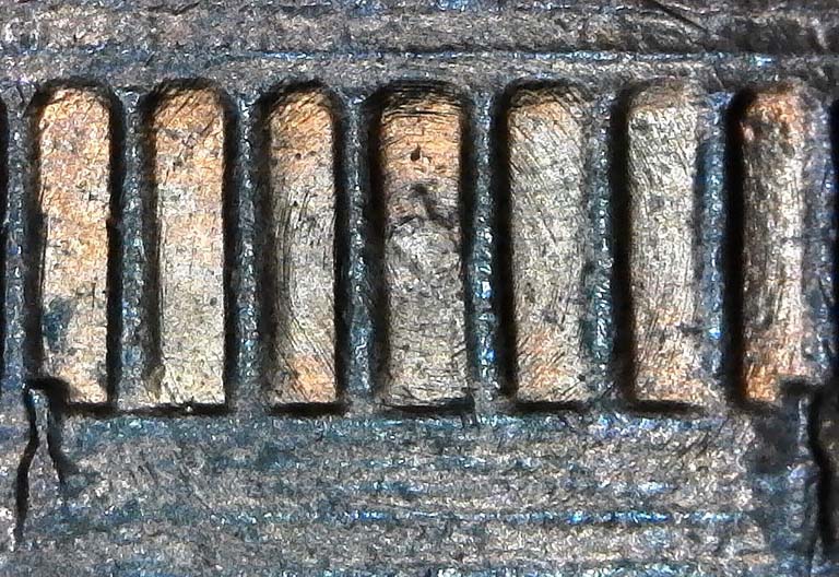 1982-D-Small-Date-Lmc.-Helps-To-ID-The-Errors-Or-Damaged.-Helps-Please