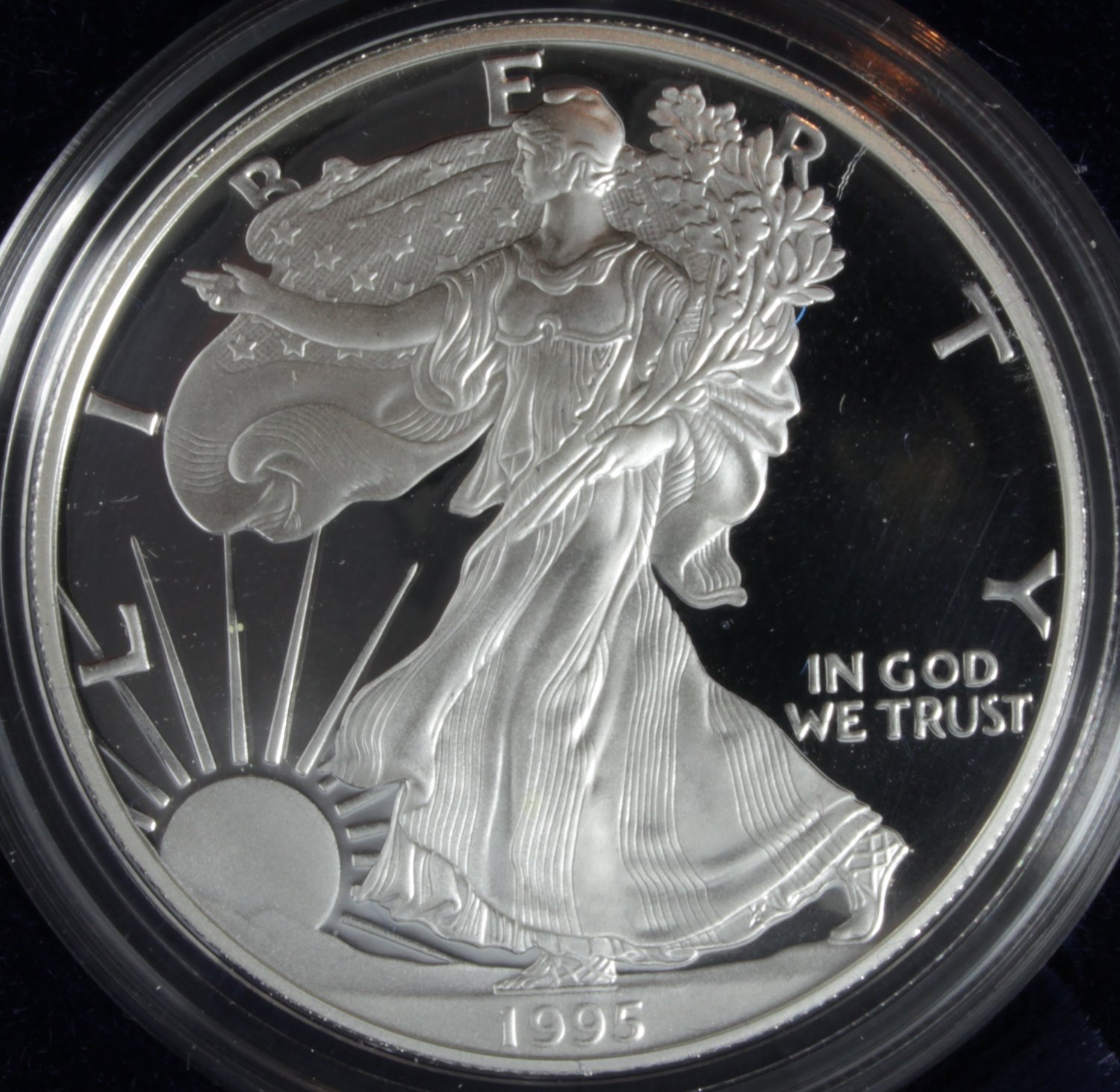 1995-Proof-Silver-Eagle-Struck-Through-Thread?