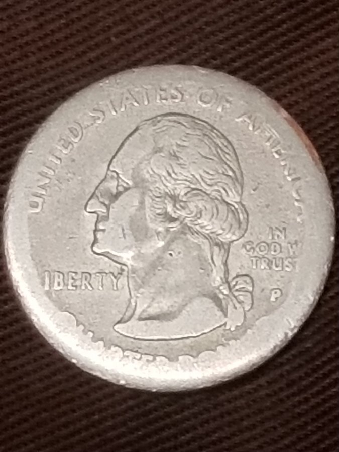What-Is-Going-On-With-This-1999-PA-State-Quarter?