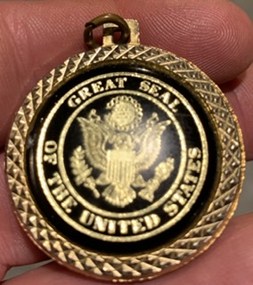 Need-Help-Identifying-Please-Id:-Souvenir-Medallion
