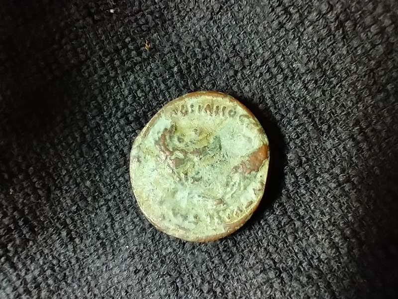 Roman-Coin?-Found-In-Garden-Id:-Likely-Tourist-Reproduction-Of-Bronze-Drachm-Of-Emperor-Hadrian
