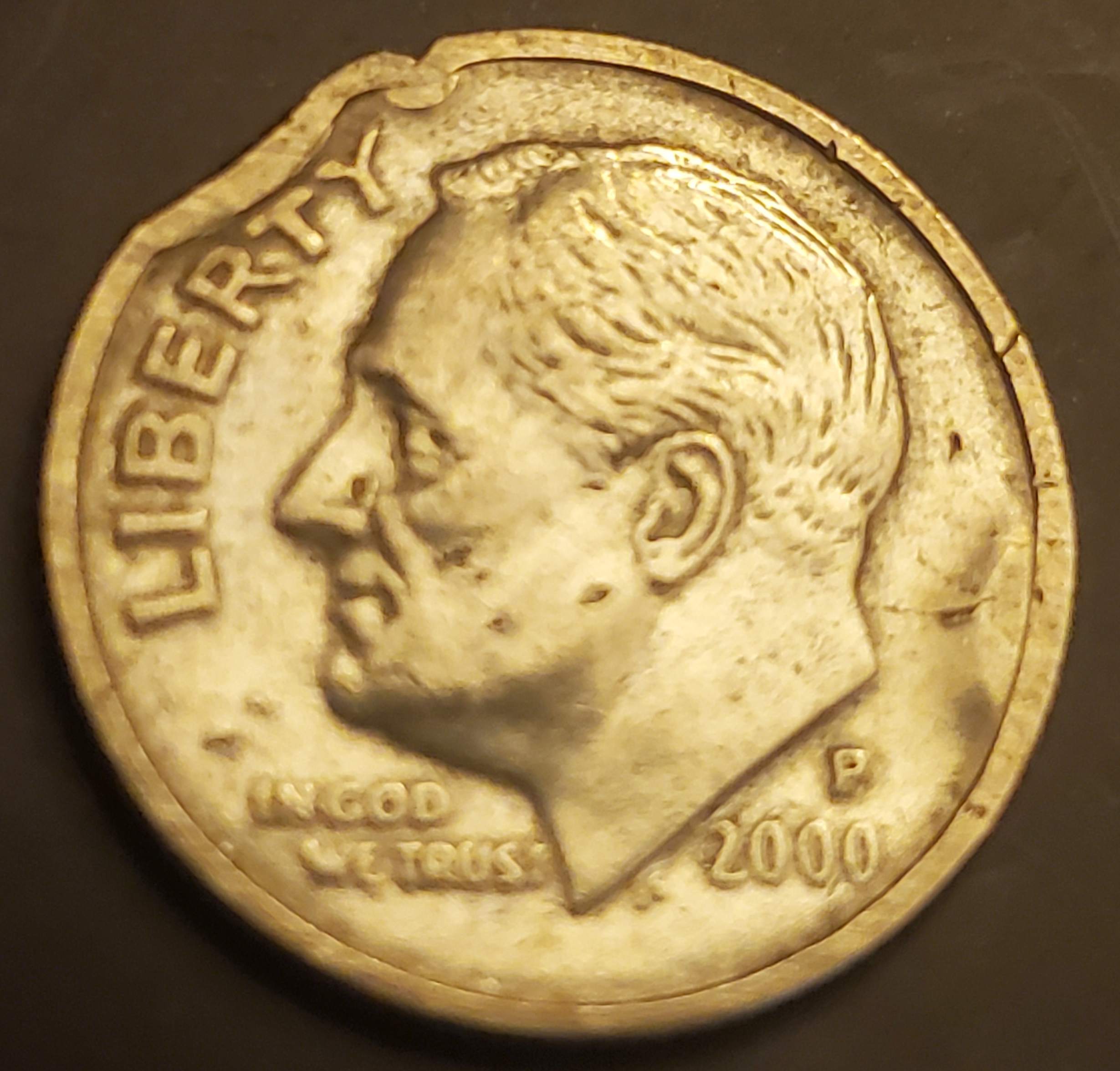 2000-P-Roosevelt-Dime-That-Possibly-Has-Multiple-Mint-Errors.--Is-This-A-Rare-Find?--Error-Names?