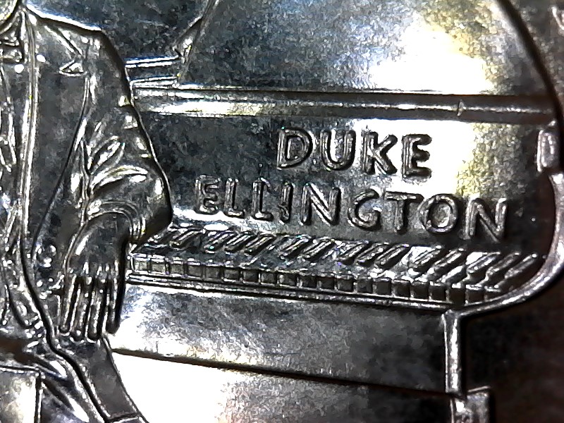 2009-D-Quarter-With-Metal-Flakes-On-L-And-I-In-Ellington