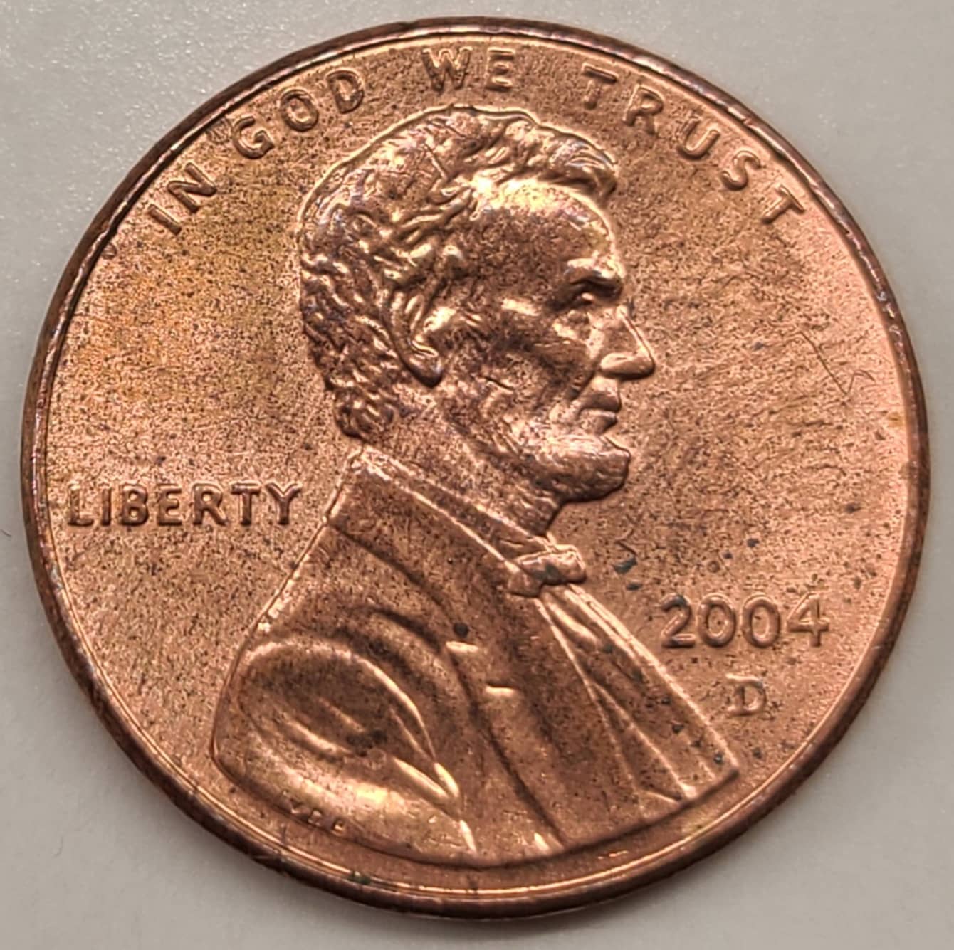 2004-D-Penny---Raised-Area-Between-Columns-10/11
