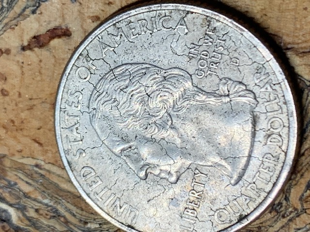 2007-D-Quarter-Error-Or-PMD-Covered-With-Tiny-Cracks