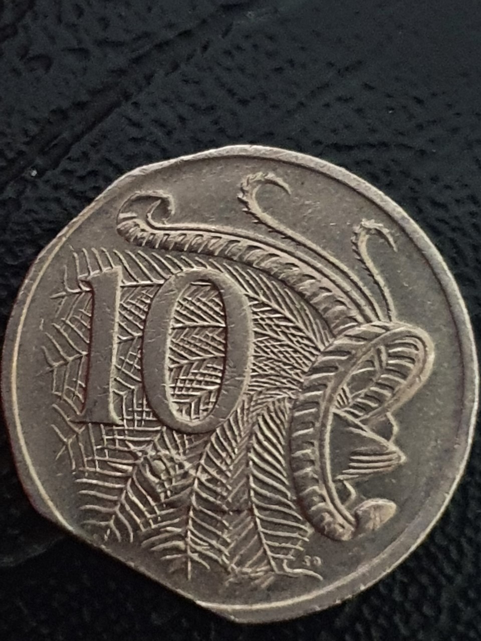 Australian-1998-10-Cent-With-Flat-Edges.