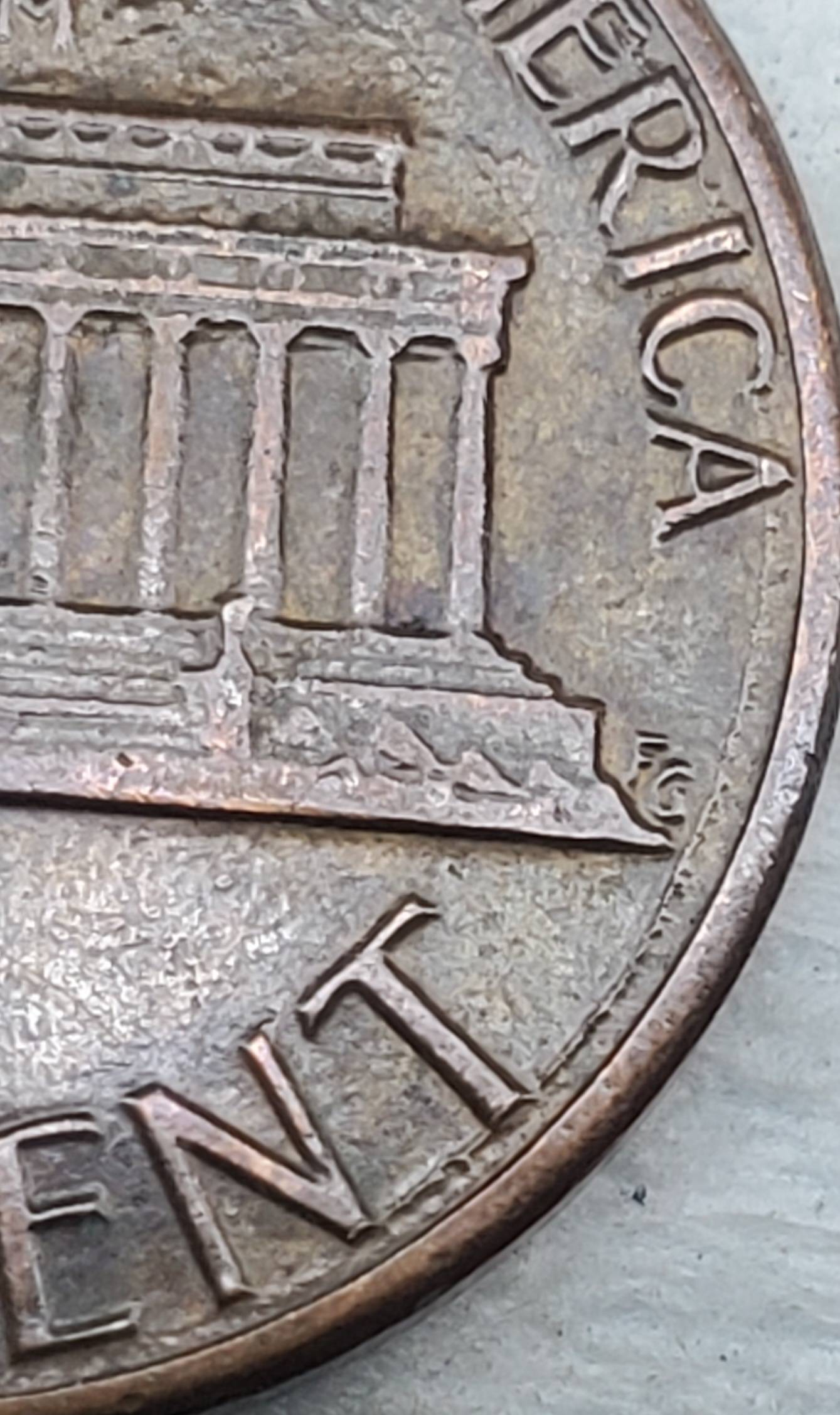 1984-Lincoln-Memorial-Cent,-Zinc-Core-Or-Damage?