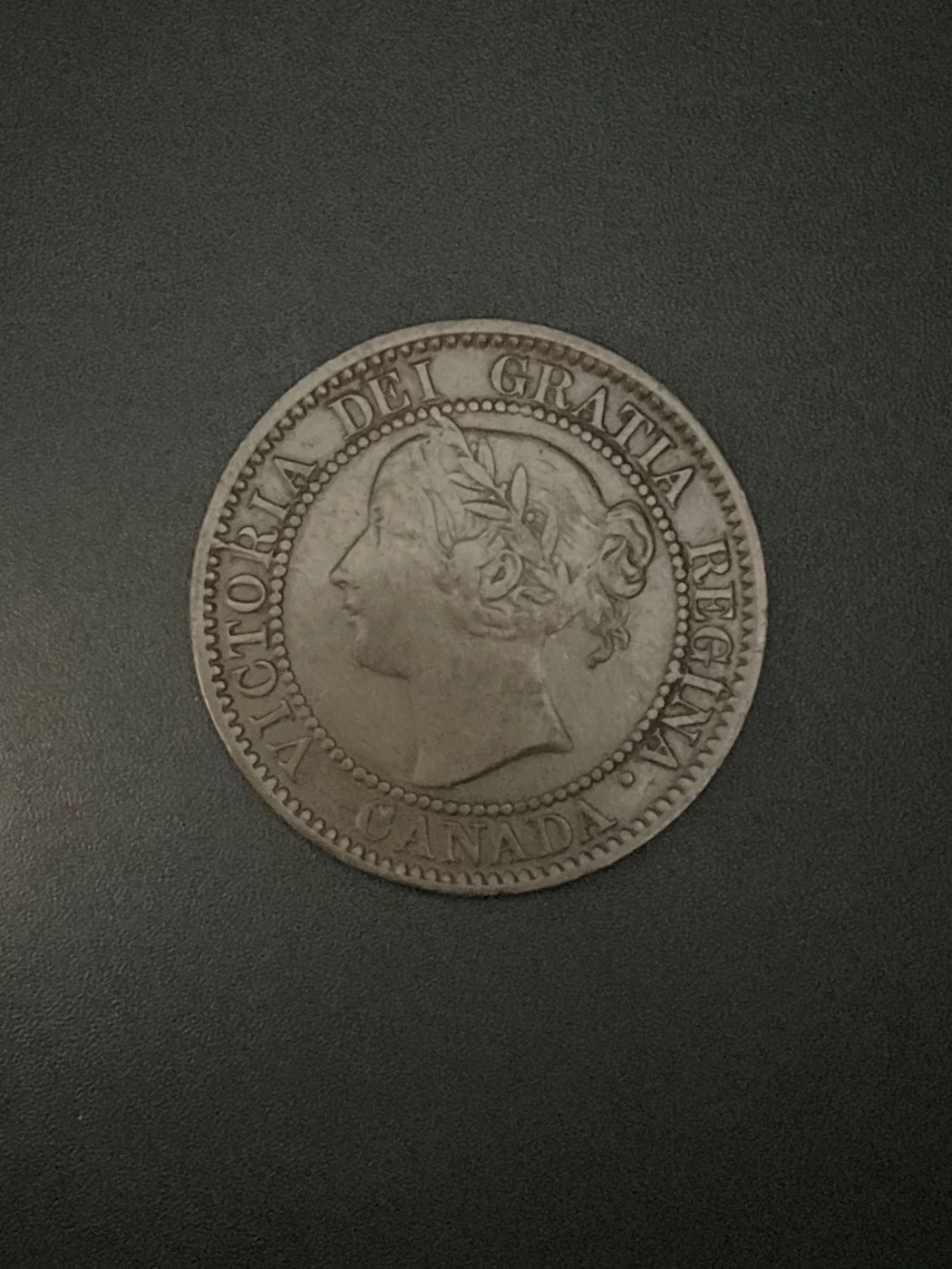 1859-Canada-Large-Cent-Leaf-Nine-Detail