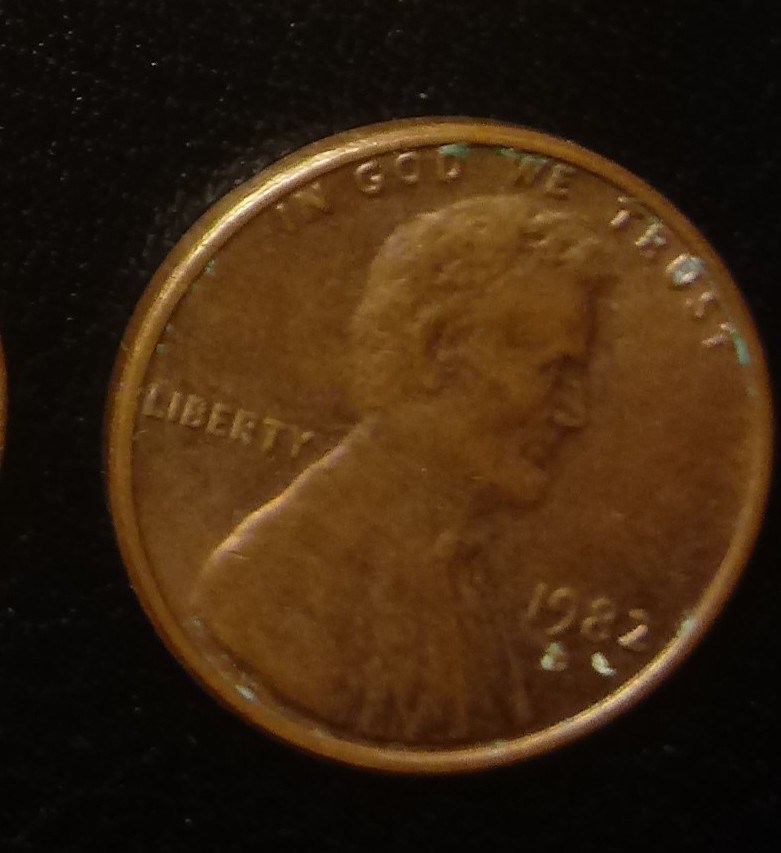 Need-Help-Identifying-Date-Size-On-1982-D-Copper-Pennies
