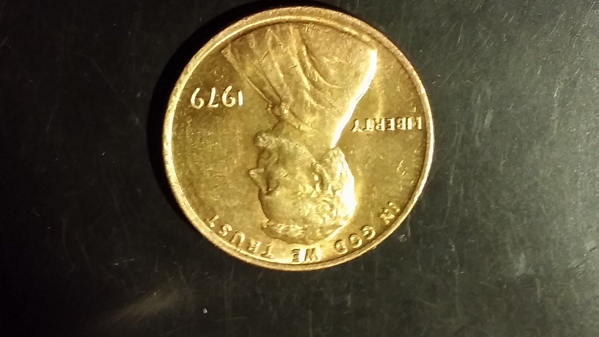 1979-Lincoln-PennyYellowish-Gold-Color?-Any-Help?-Thanks
