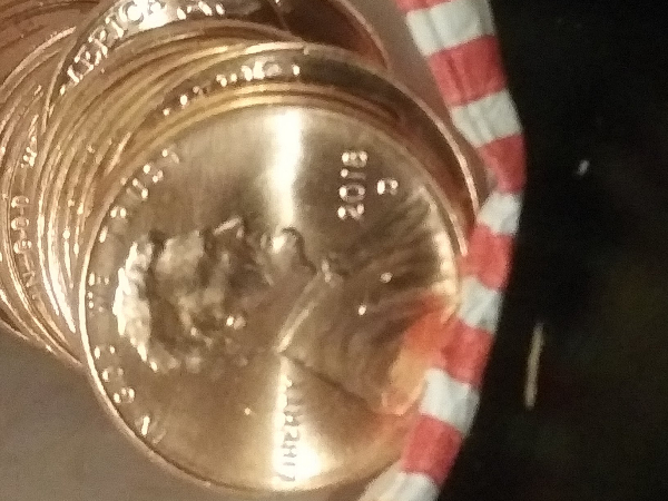 2018-D-Pennies-Rolls-From-Loomis-Is-It-Possible-They-All-Have-Shield-Cracks