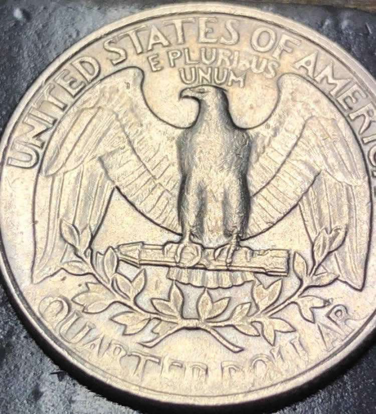 1982-P-Quarter-Error-On-Obverse