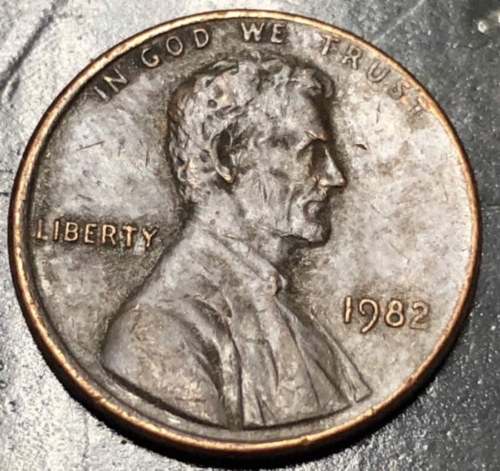 1982-Small-Date-Lmc.-Please-Confirm