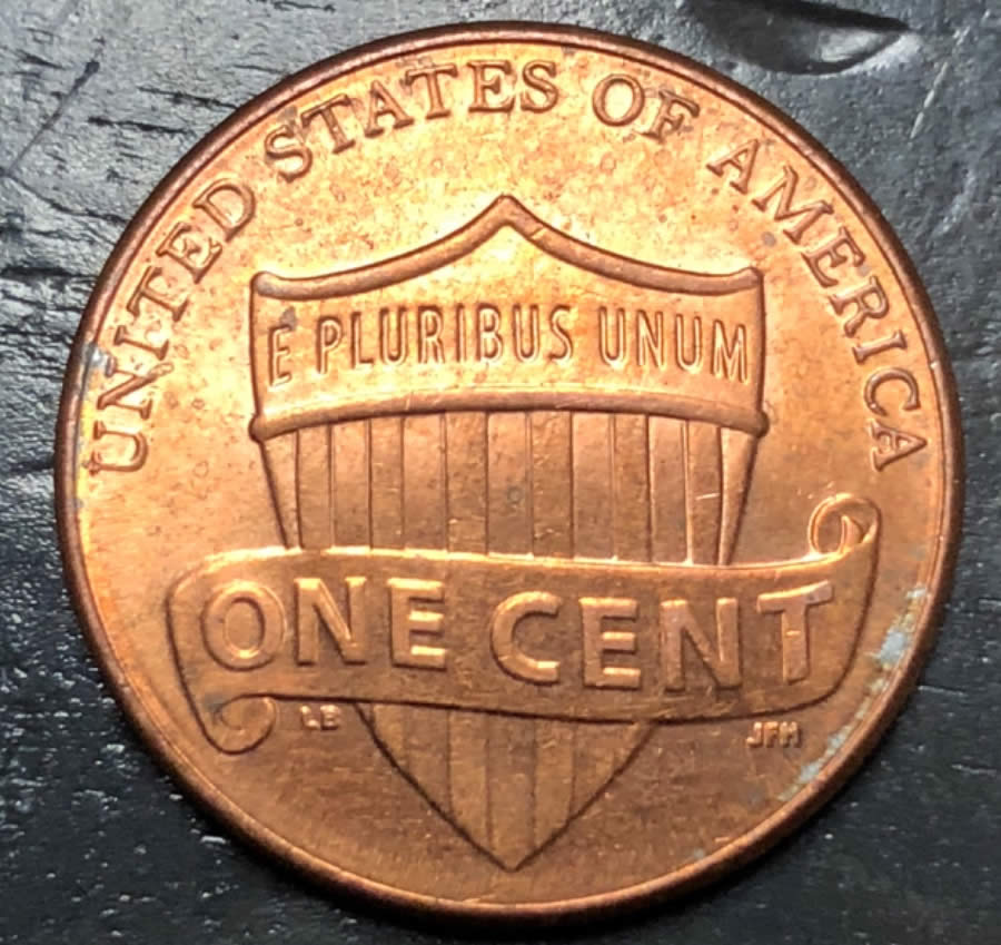 2011-D-Shield-Penny-With-Weird-Silver-Look-On-Obverse