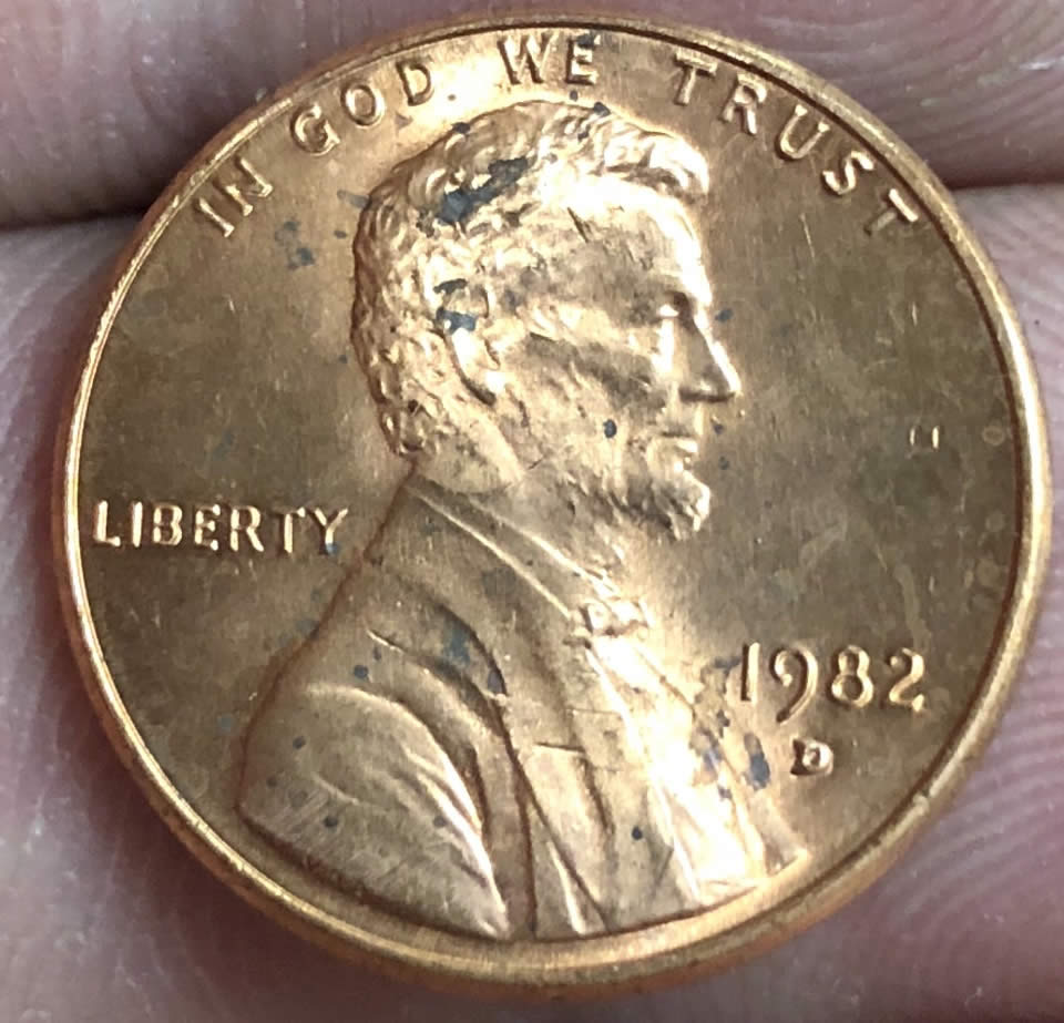 1982-Small-D-LMC.-Possible-WDDO-001-Or-002