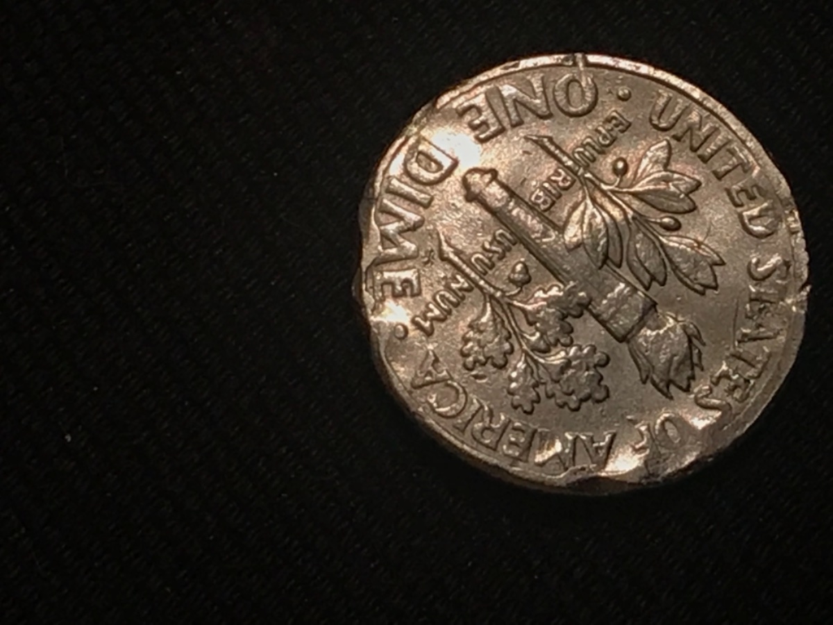 2003-D-Roosevelt-Dime,-Head-Scratcher-Of-Possible-Error.