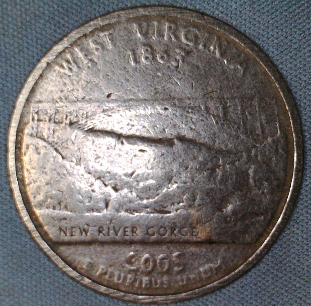 Need-Help-W/-2005-D-W.-Virginia-Quarter-Strikethrough-Or-Enviro-Damage?