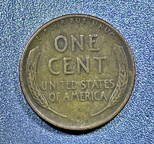1944-Wheat-Penny-With-Flaking-Layer?