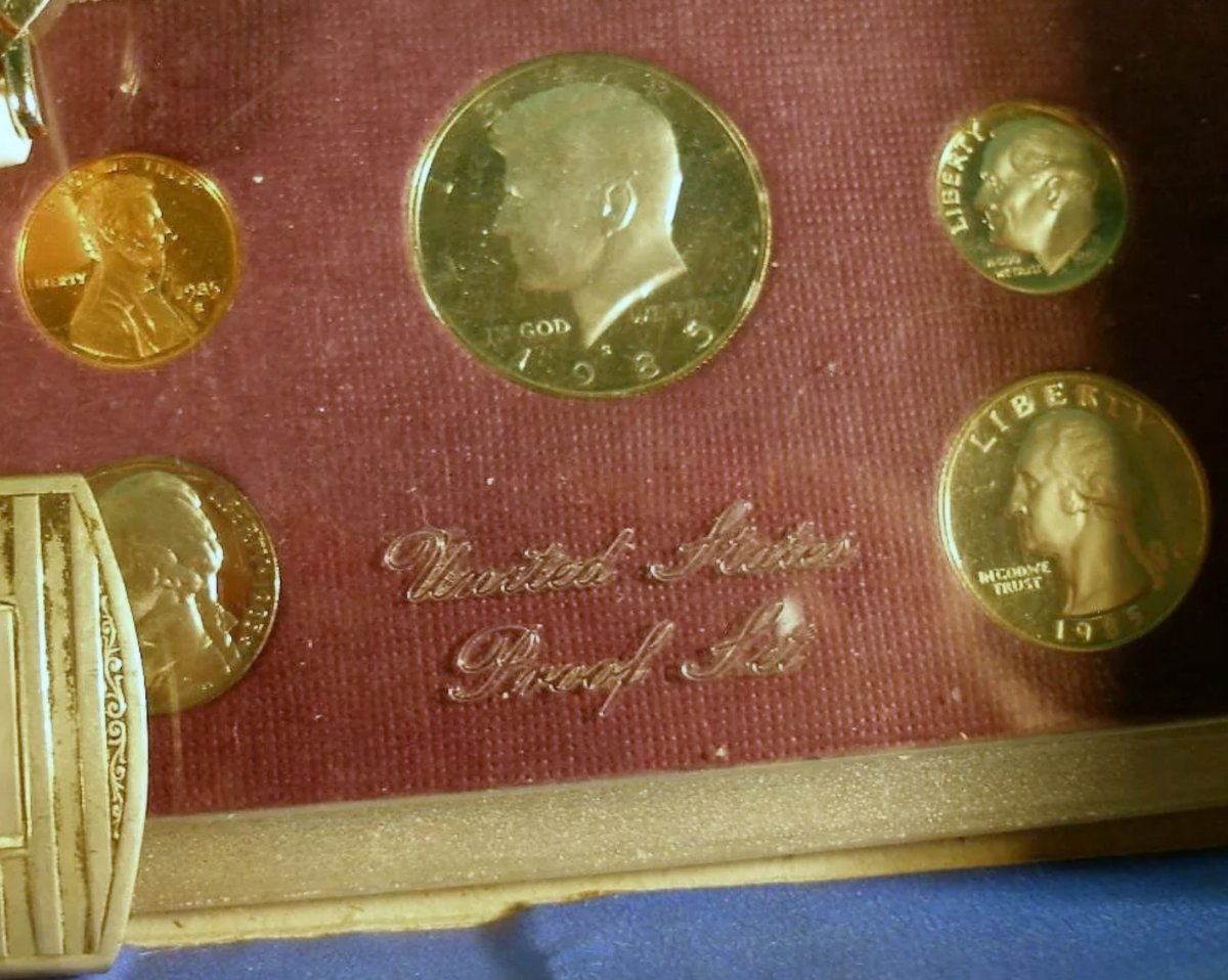 Token-Medal-And-Coin-Rescue!-What-Are-They-Worth?-Anything-Worth-My-Time?