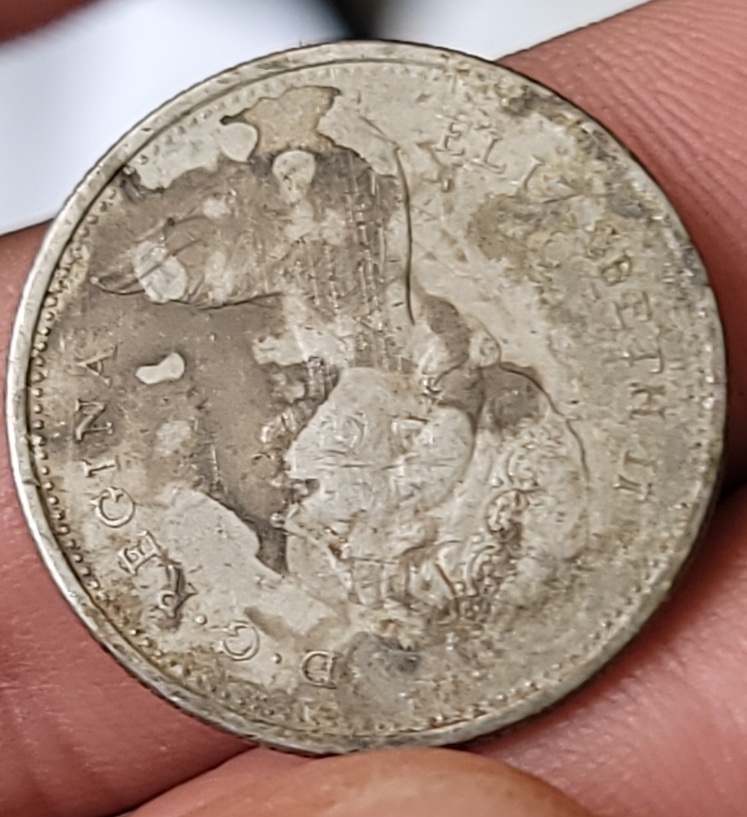 1975-Strike-Error?-20x-Mag-Caribou-Under-Queen?-Queen-Under-Caribou?-Beak?