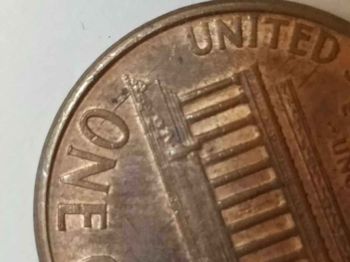 Need-Help-Or-Info-On-1997-Lincoln-Cent-With-Possible-Die-Breaks-On-Reverse