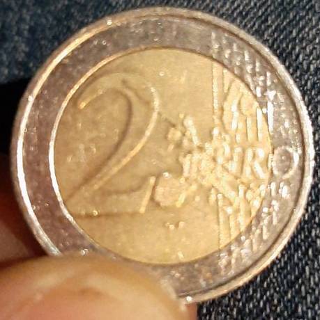 2004-Athens-2-Euro-Die-Crack?-Help